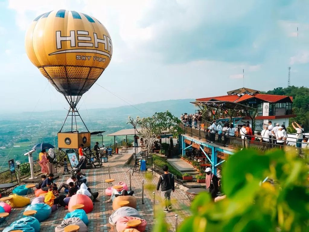 jarak malioboro ke heha sky view